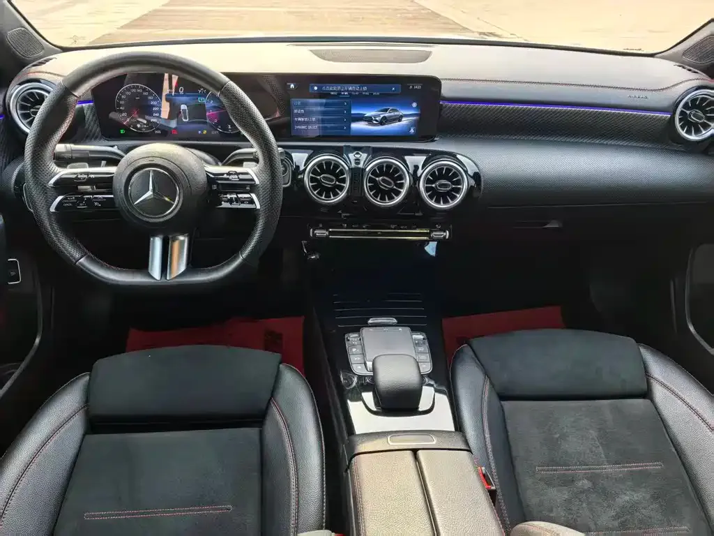Mercedes-Benz A-Class 2024 из CN, фото 5