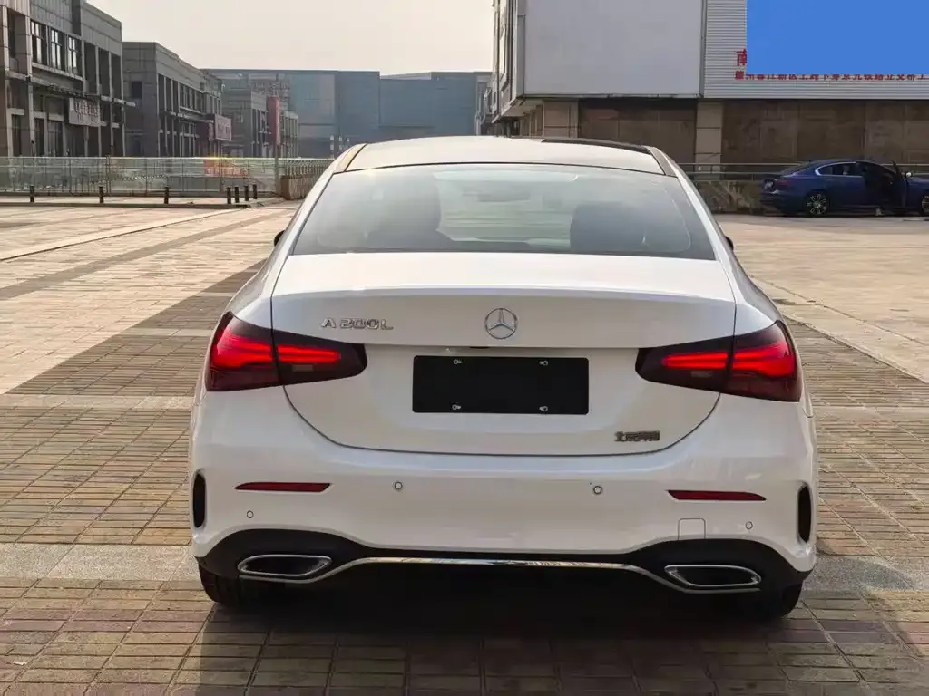 Mercedes-Benz A-Class 2024 из CN, фото 8