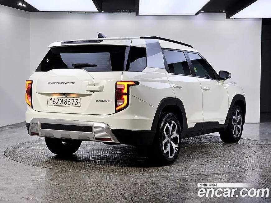 KG Mobility (Ssangyong) Torres — фото 5