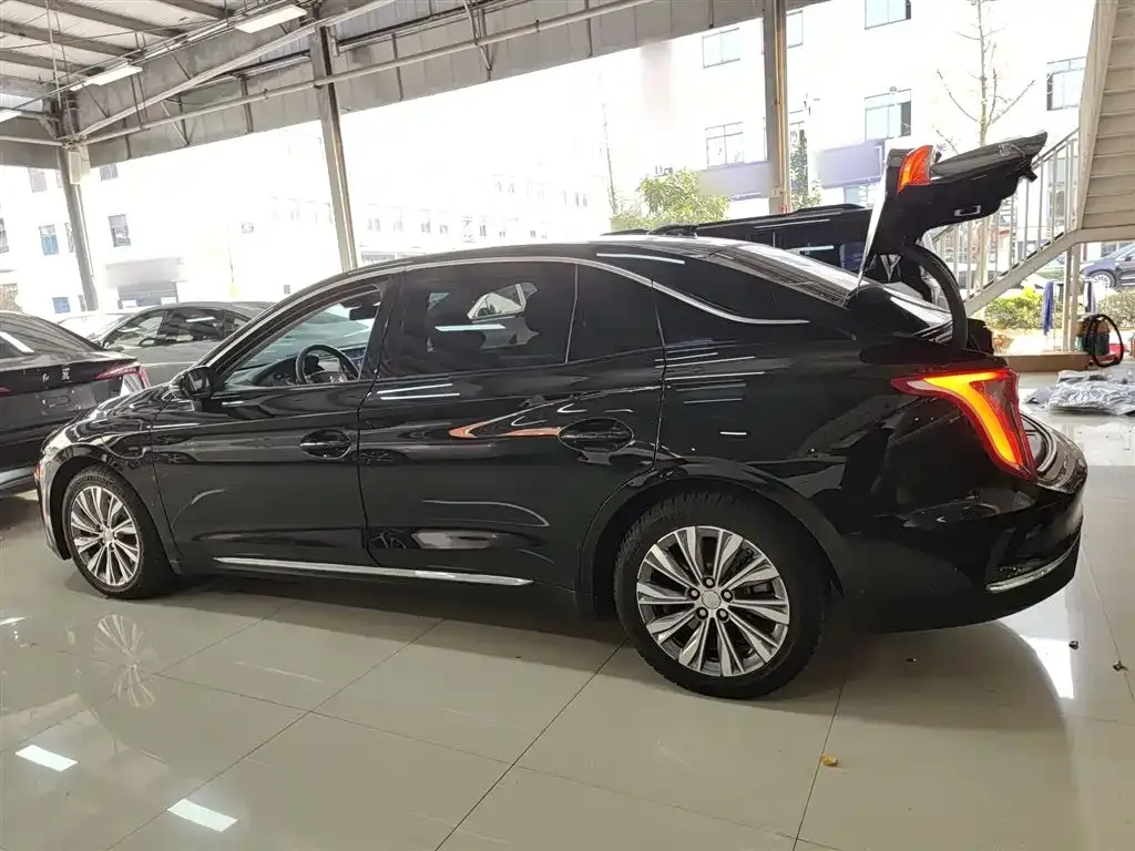Hongqi E-QM5 2023 из CN, фото 5