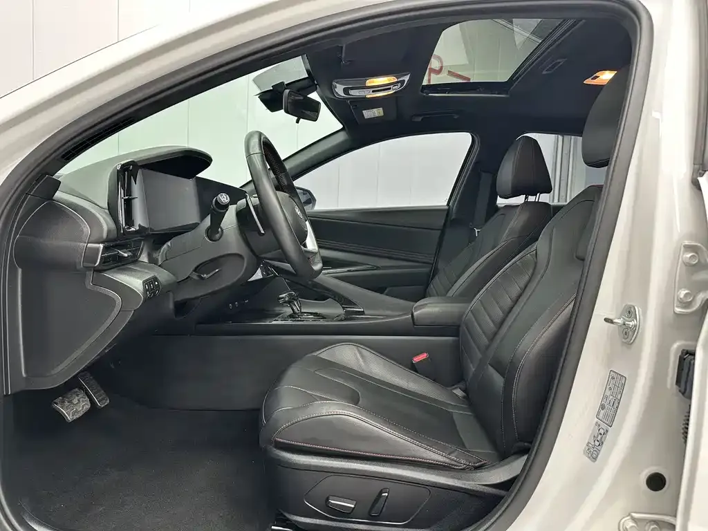 [object Object] Elantra 2023 из CN, фото 4