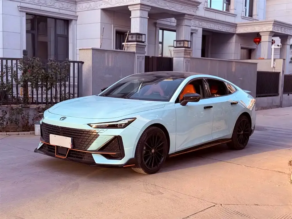 Changan UNI-V 2023 из CN, фото 1