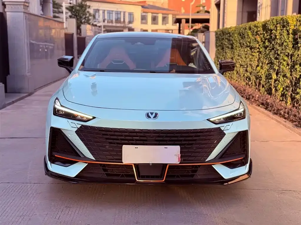 Changan UNI-V 2023 из CN, фото 5
