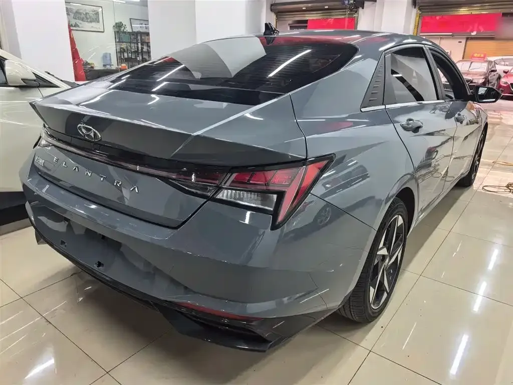 Hyundai Elantra 2022 из CN, фото 4