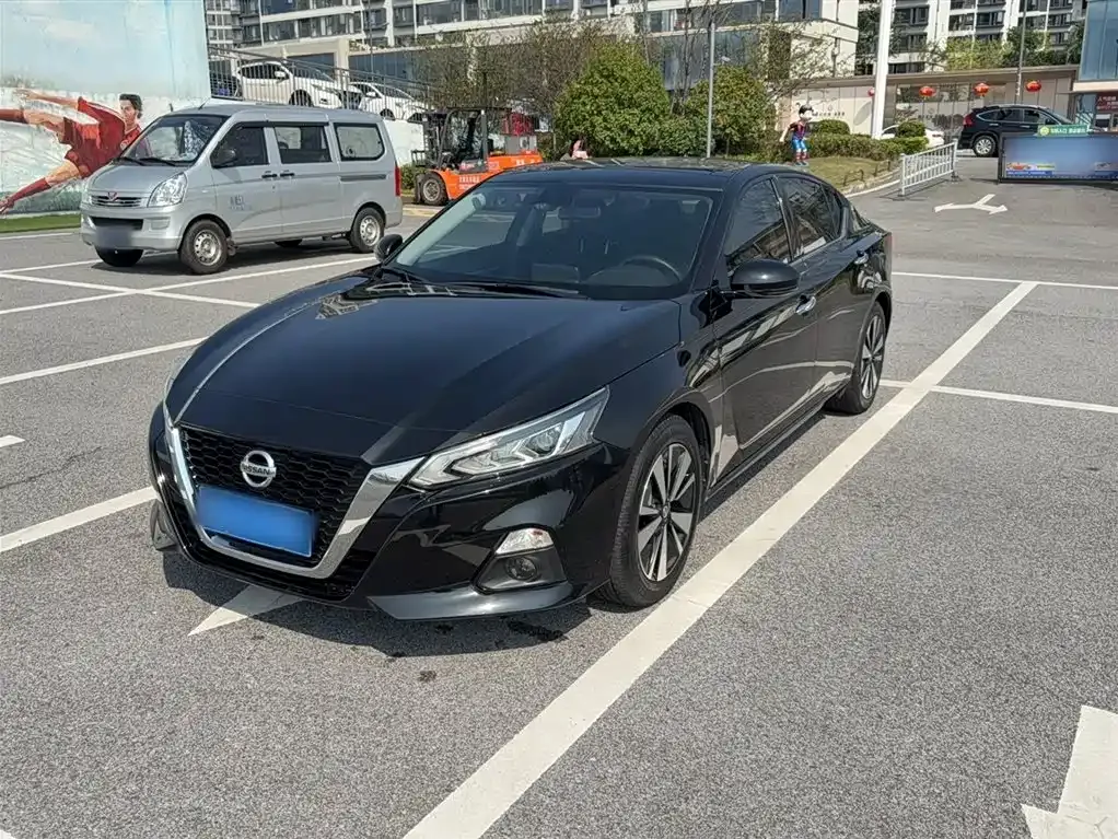 Nissan Teana 2022 из CN, фото 1