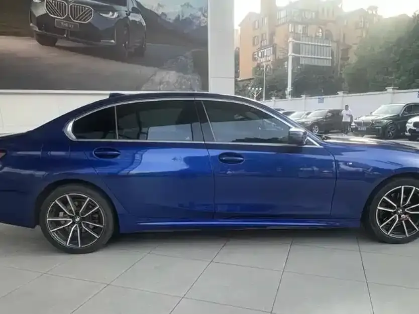 BMW 3 Series 2022 из CN, фото 7