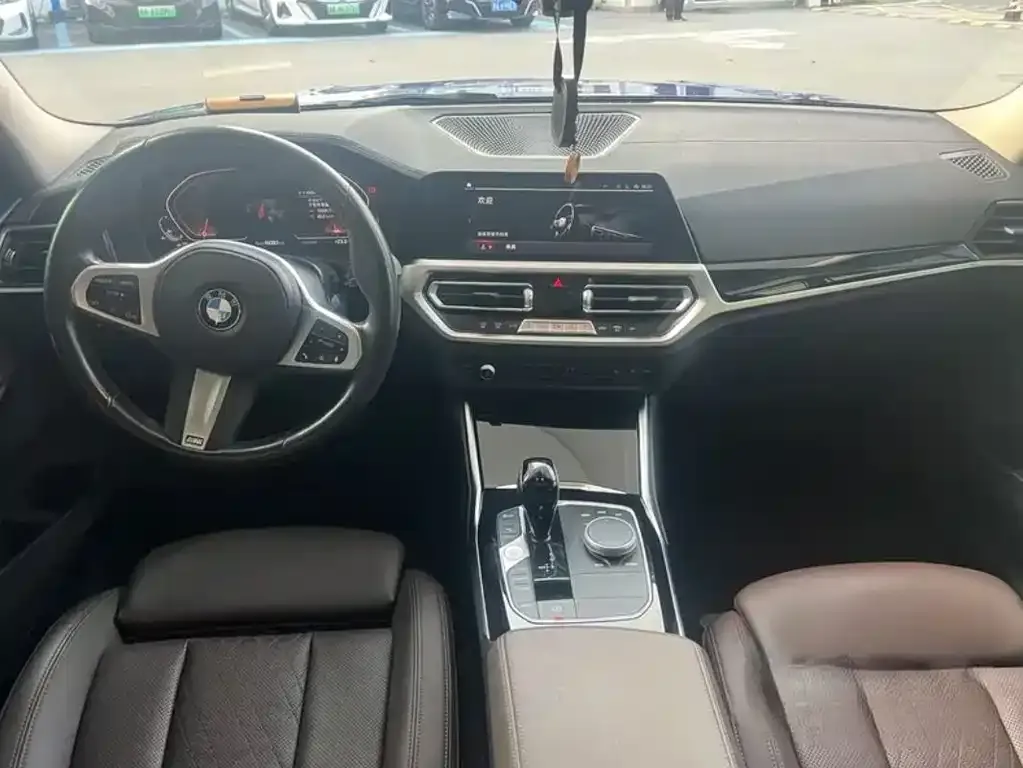 BMW 3 Series 2022 из CN, фото 8