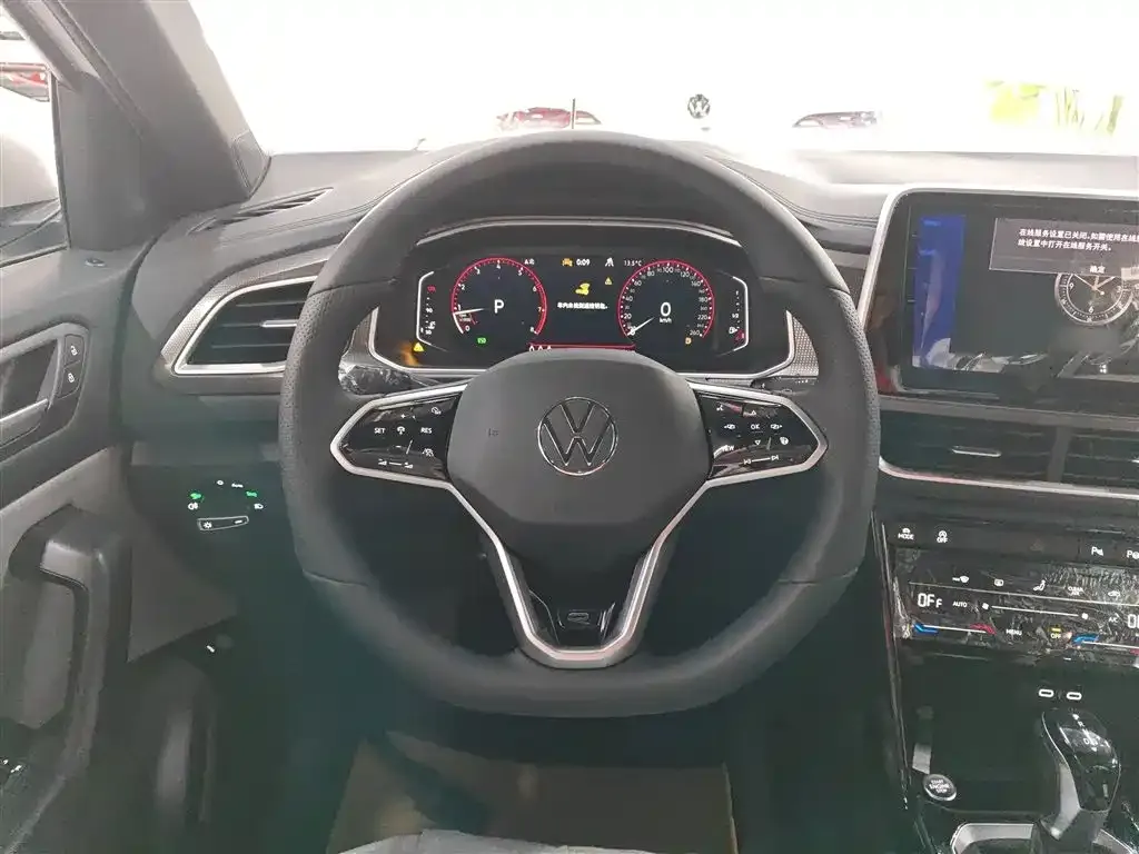 Volkswagen T-Roc 2025 из CN, фото 8