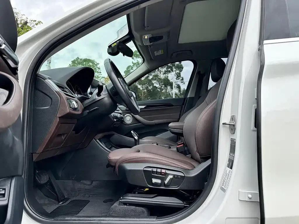 BMW X1 2023 из CN, фото 9