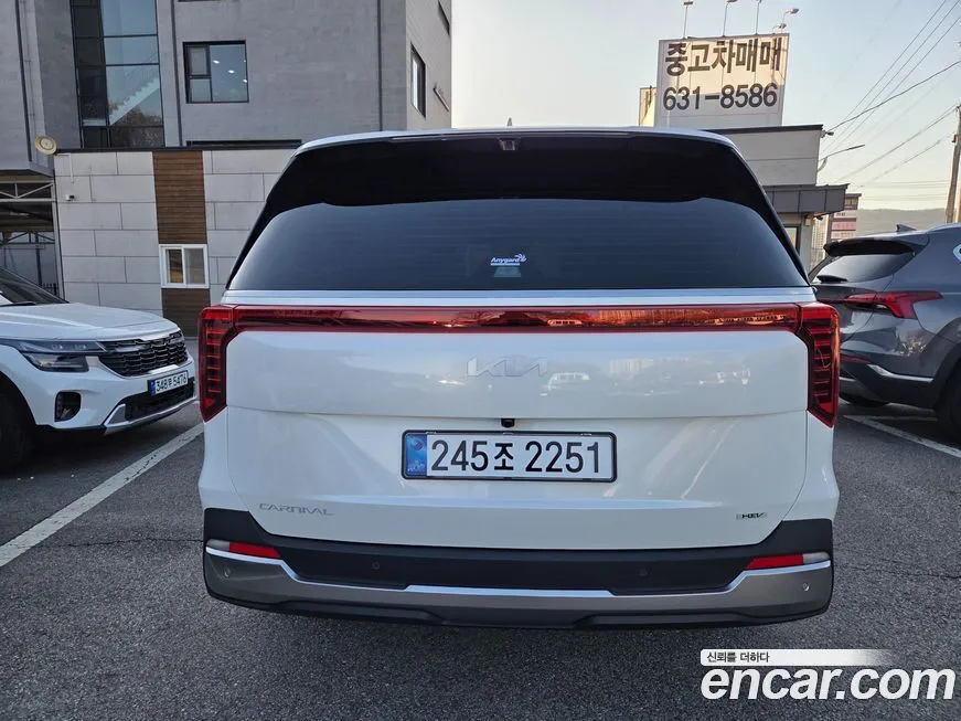 Kia Carnival — фото 10