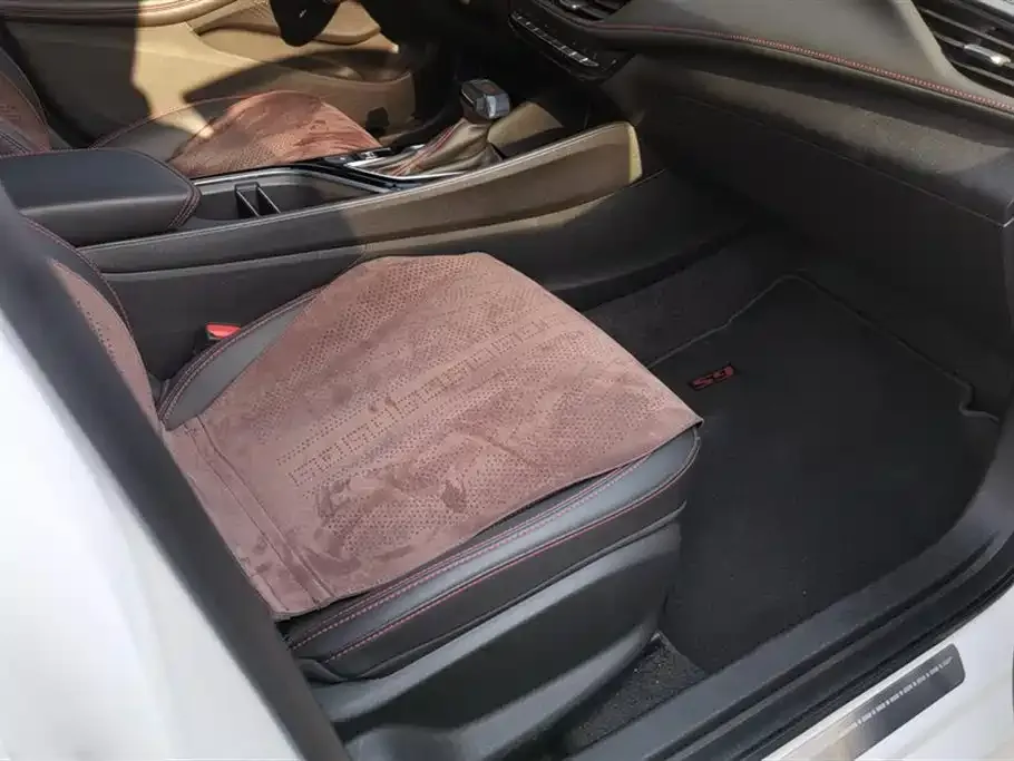 Buick Verano 2024 из CN, фото 8