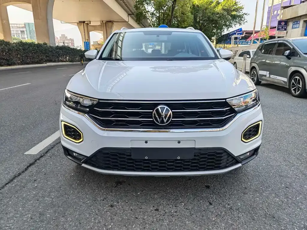 Volkswagen T-Roc 2023 из CN, фото 8