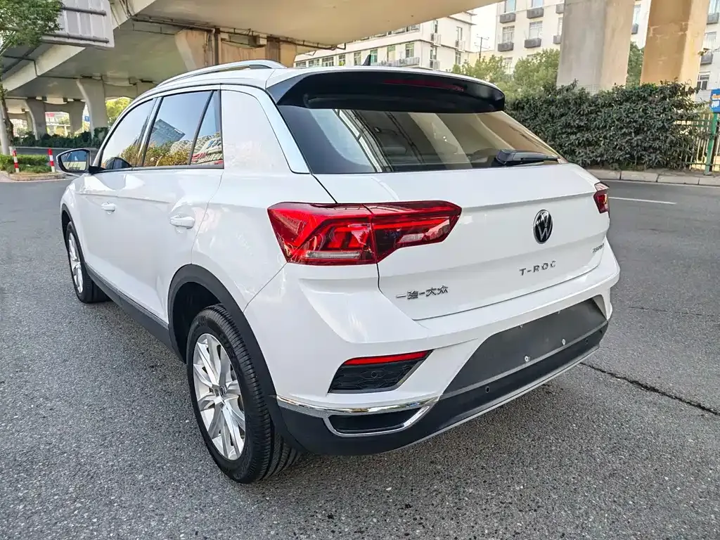 Volkswagen T-Roc 2023 из CN, фото 7