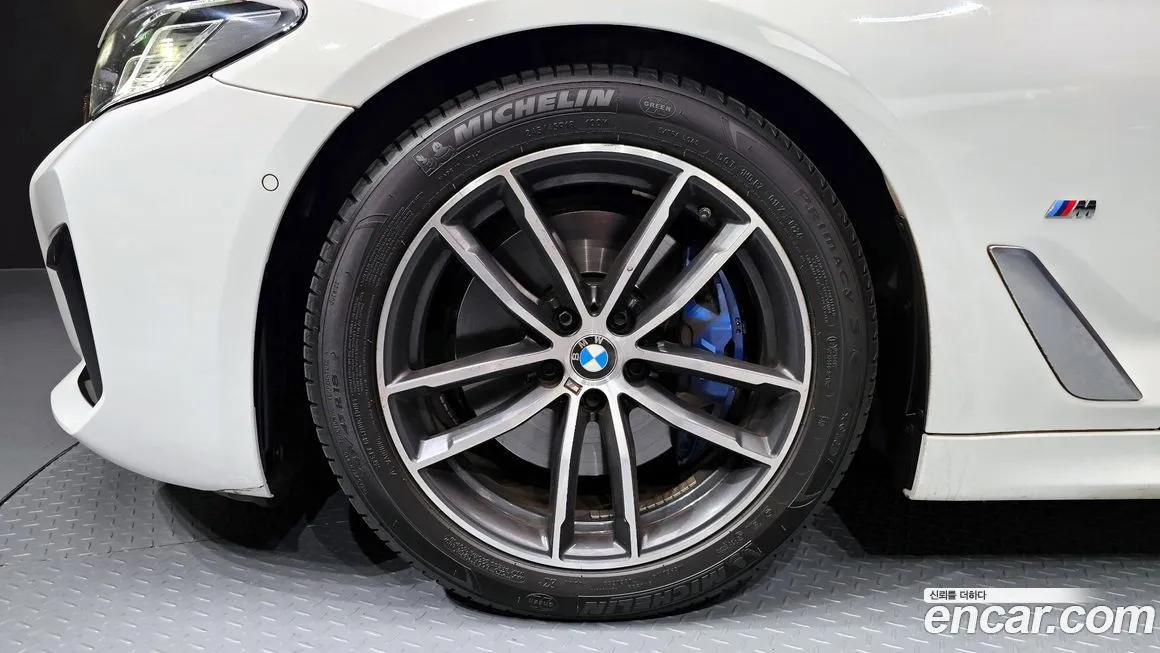 BMW 5-Series 2023 из KR, фото 7