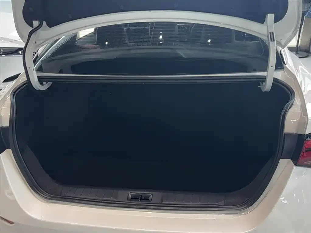Nissan Sylphy 2022 из CN, фото 10