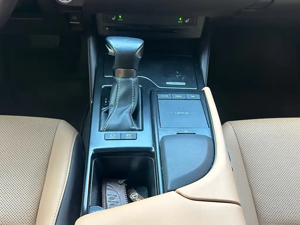 Lexus ES 2021 из CN, фото 9