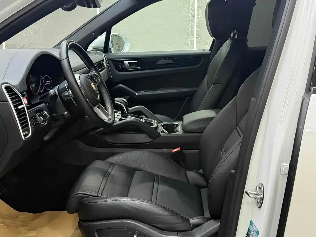Porsche Cayenne 2021 из CN, фото 6