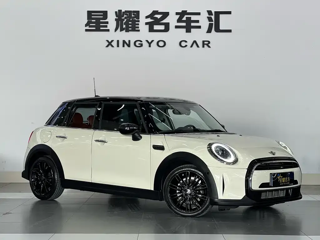 MINI Cooper (3-door) 2022 из CN, фото 2