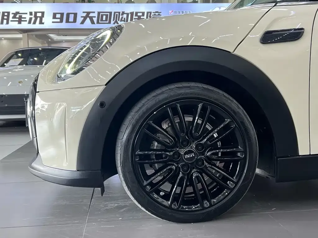 MINI Cooper (3-door) 2022 из CN, фото 3