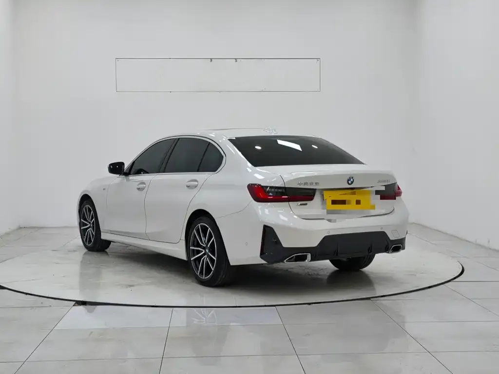 BMW 3 Series 2023 из CN, фото 7