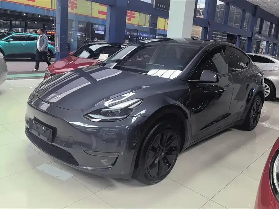 Tesla Model Y 2024 из CN, фото 1