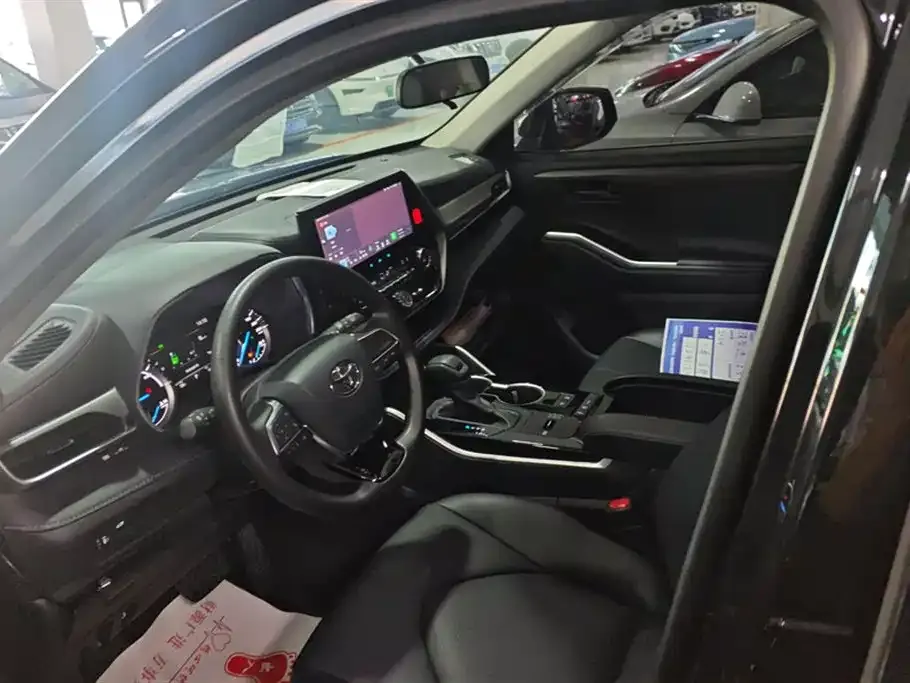 Toyota Highlander 2024 из CN, фото 3