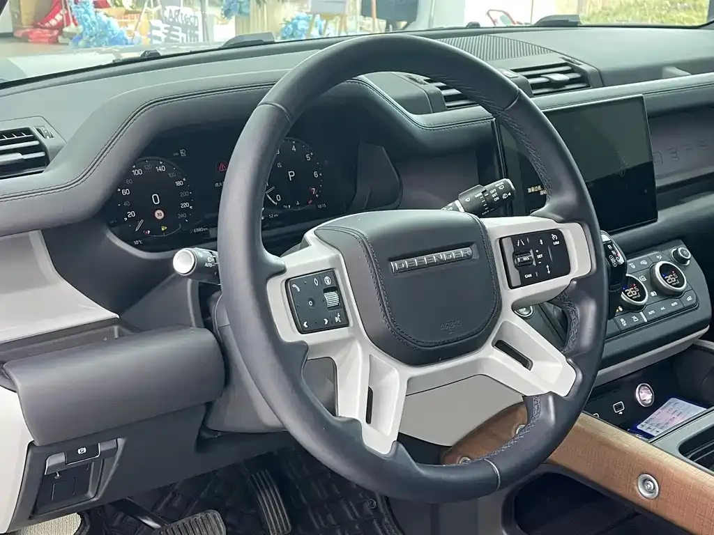 Land Rover Defender 2024 из CN, фото 9