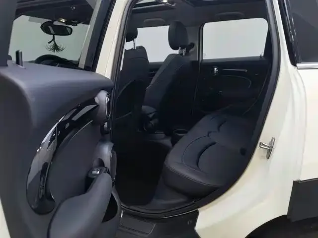 MINI Cooper (3-door) 2022 из CN, фото 3