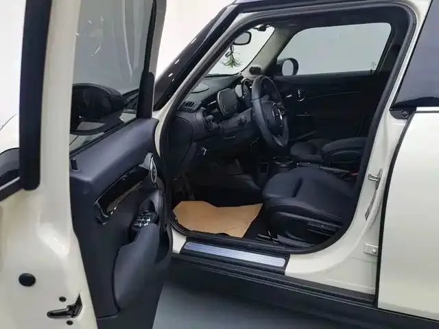 MINI Cooper (3-door) 2022 из CN, фото 4