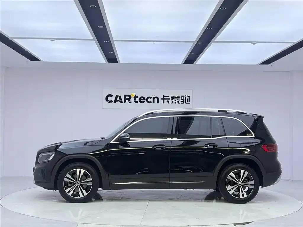 Mercedes-Benz GLB 2023 из CN, фото 8