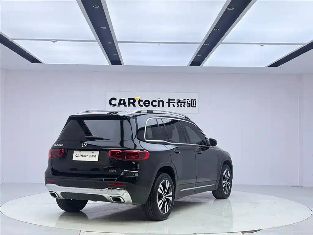 Mercedes-Benz GLB 2023 из CN, фото 2