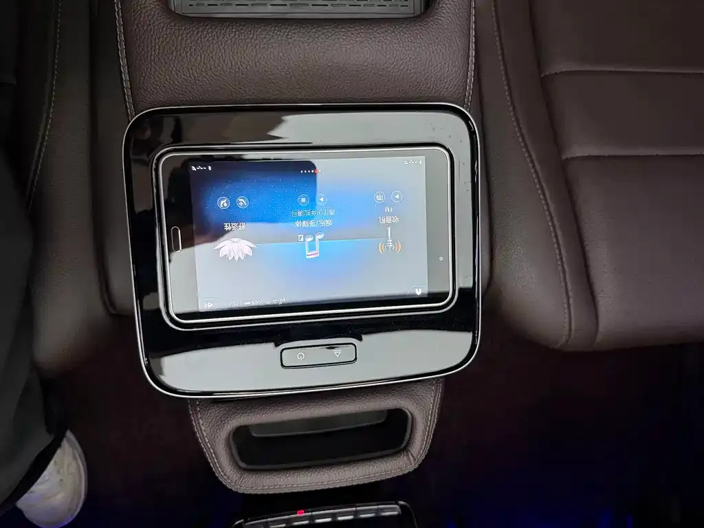 Mercedes-Benz GLS — фото 2
