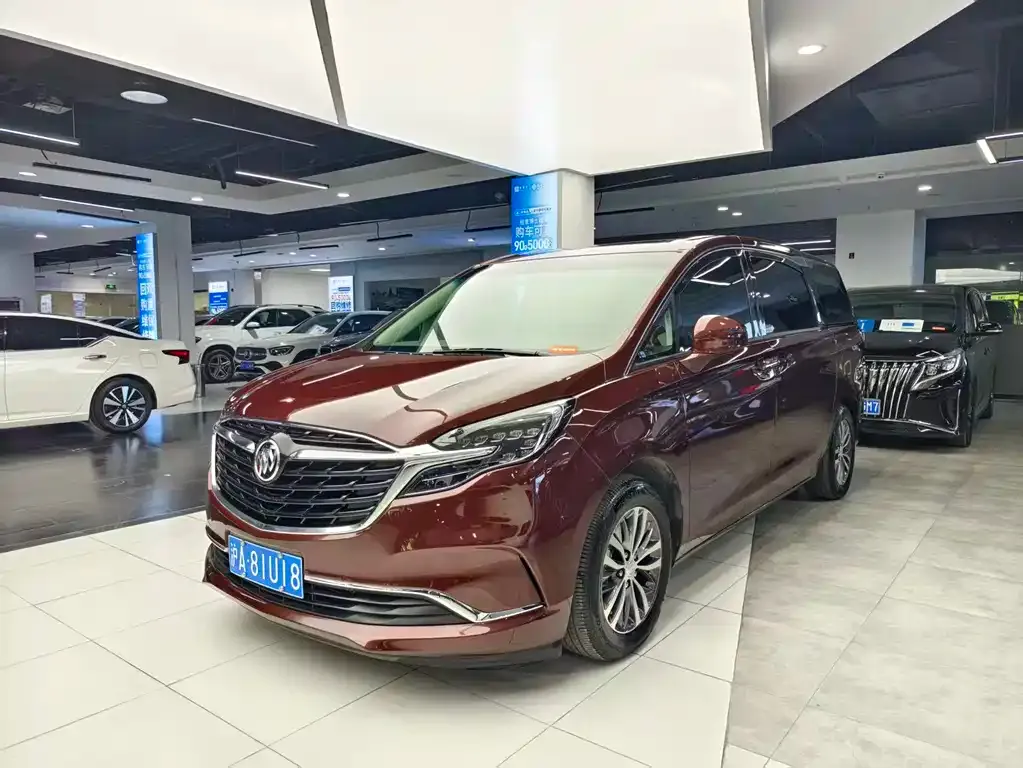 Buick GL8 2023 из CN, фото 1