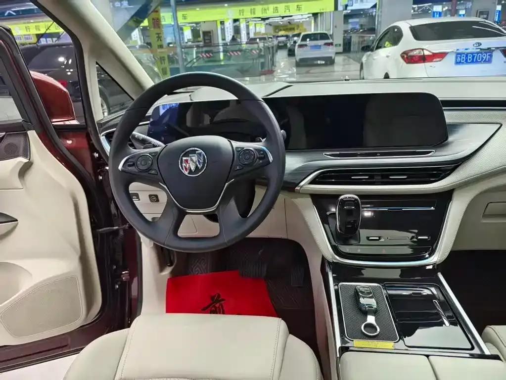 Buick GL8 2023 из CN, фото 6
