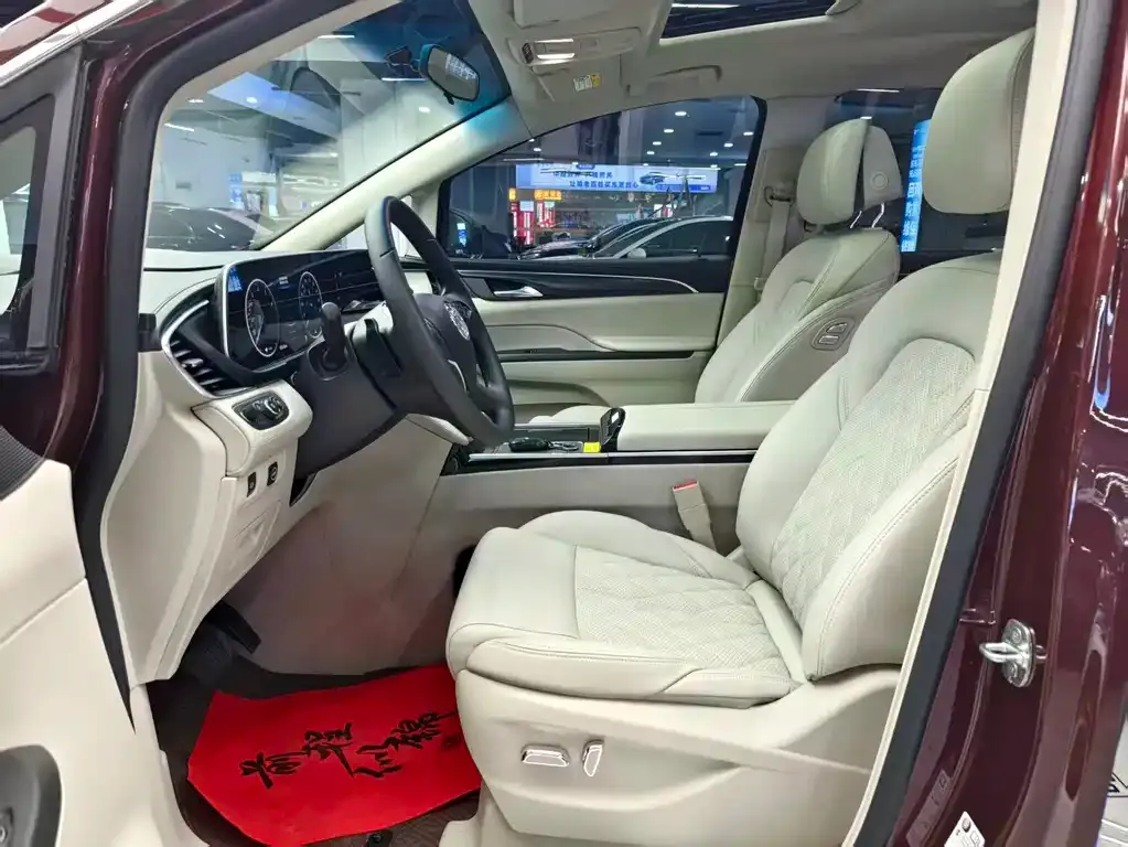 Buick GL8 2023 из CN, фото 7