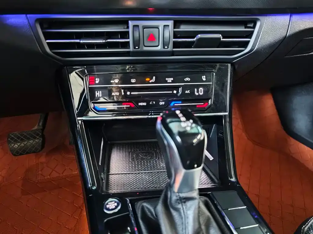 Volkswagen Passat — фото 4