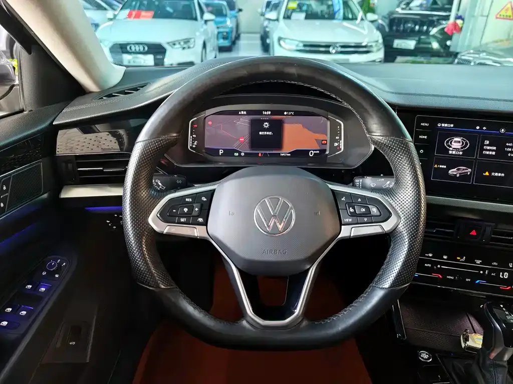 Volkswagen Passat — фото 6