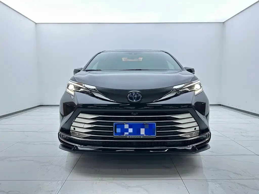 Toyota Sienna 2024 из CN, фото 6