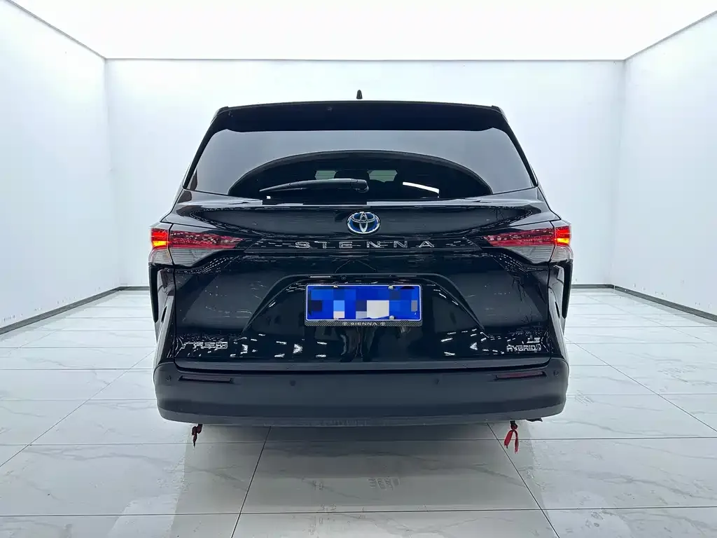 Toyota Sienna 2024 из CN, фото 4