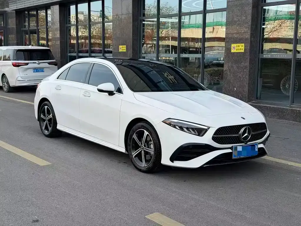 Mercedes-Benz A-Class — фото 4