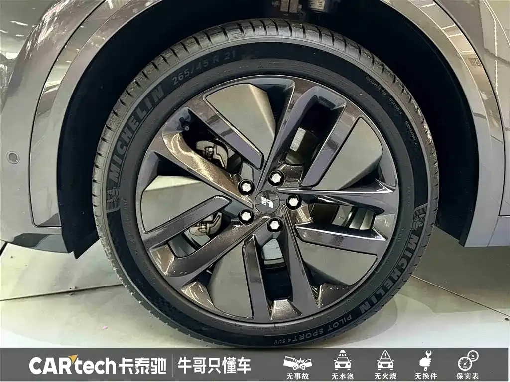 Li Auto L8 2023 из CN, фото 4