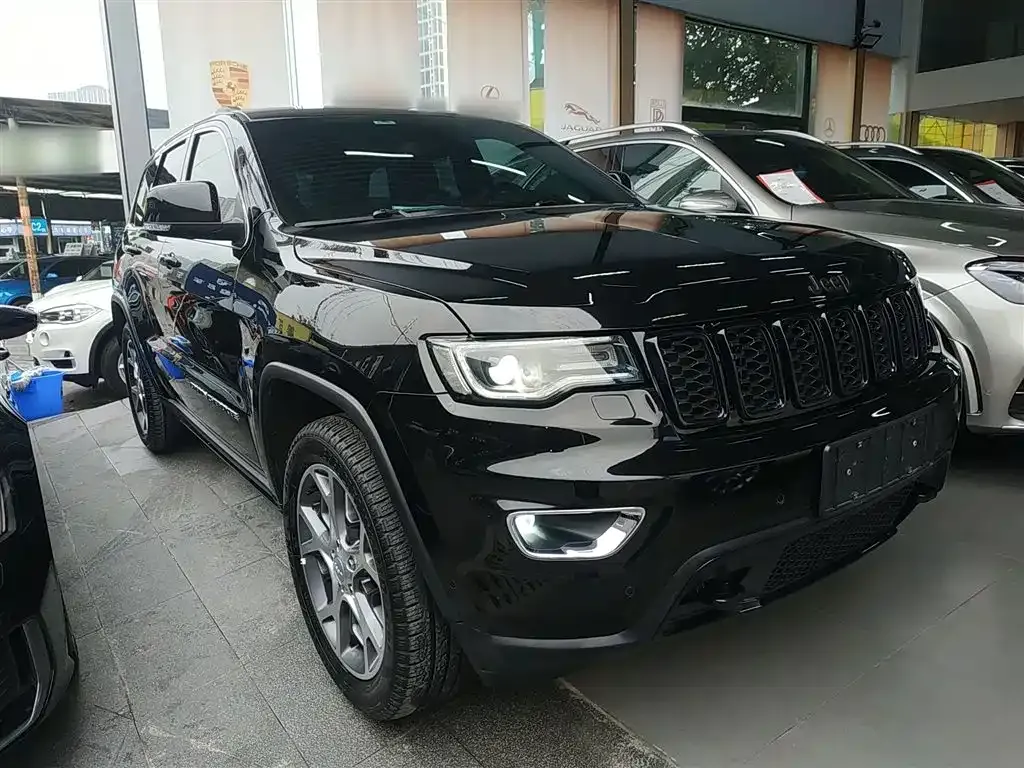 Jeep Grand Cherokee (Import) 2021 из CN, фото 4