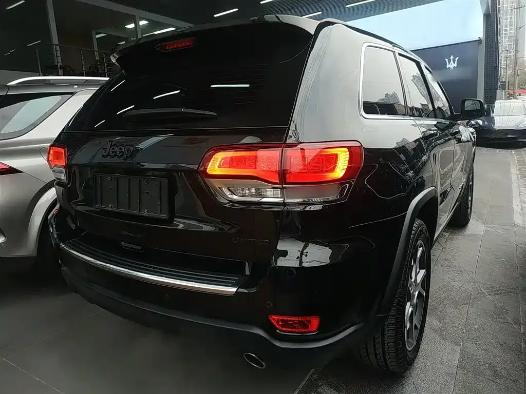 Jeep Grand Cherokee (Import) 2021 из CN, фото 2