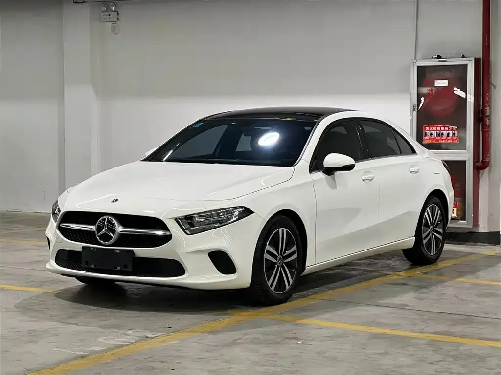 Mercedes-Benz A-Class — фото 1