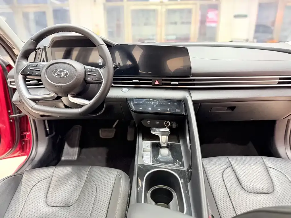 [object Object] Elantra 2022 из CN, фото 10