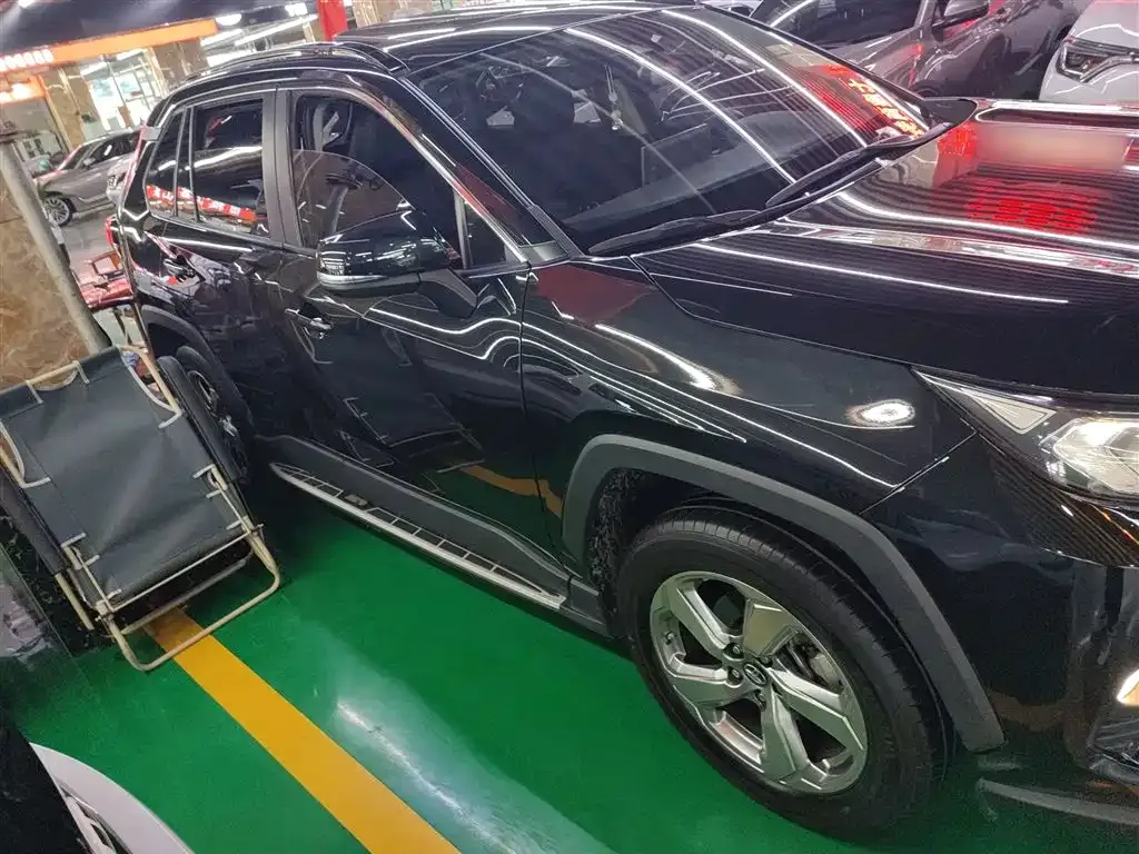 Toyota RAV4 2022 из CN, фото 7