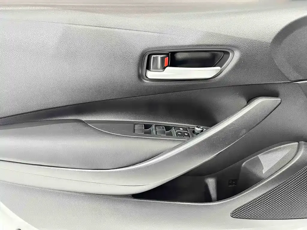 Toyota Corolla 2021 из CN, фото 6