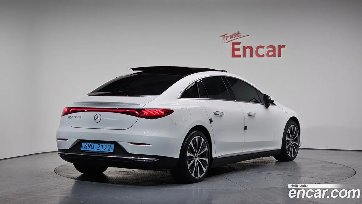 Mercedes-Benz EQE 2023 из KR, фото 8