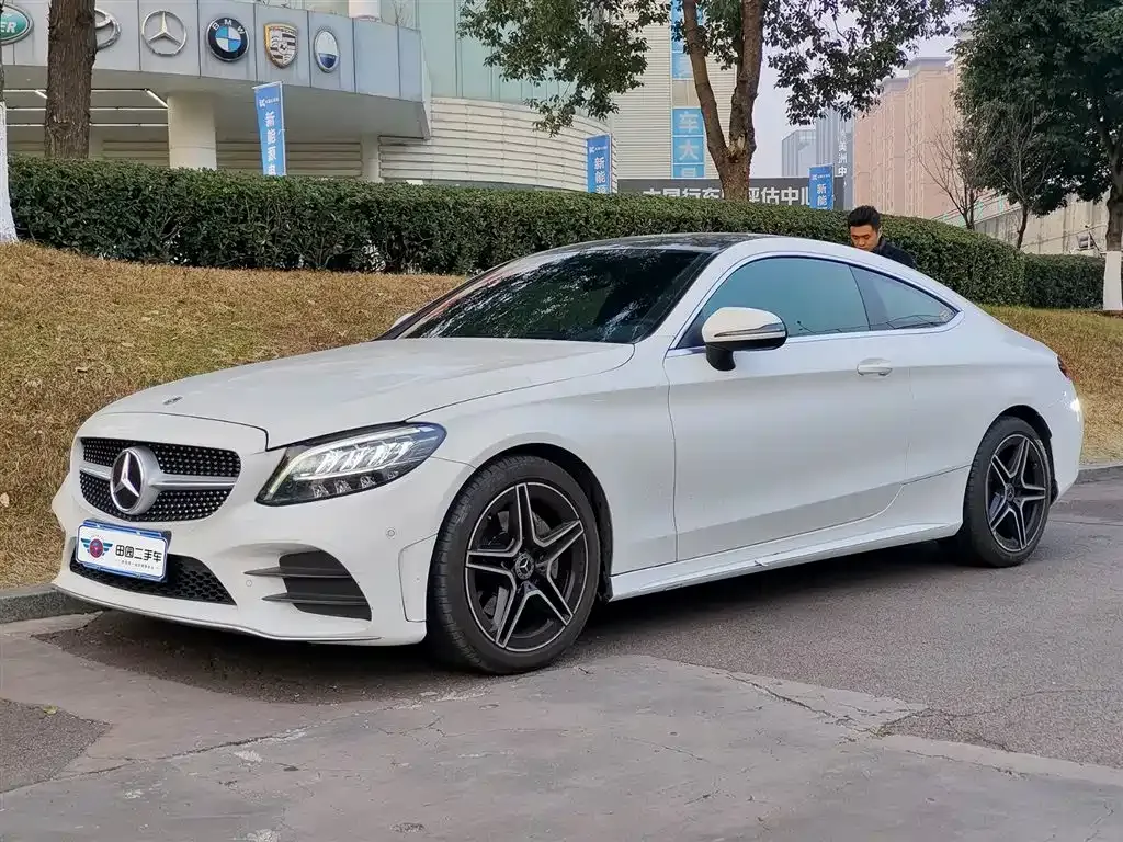 Mercedes-Benz C-Class (Import) — фото 1