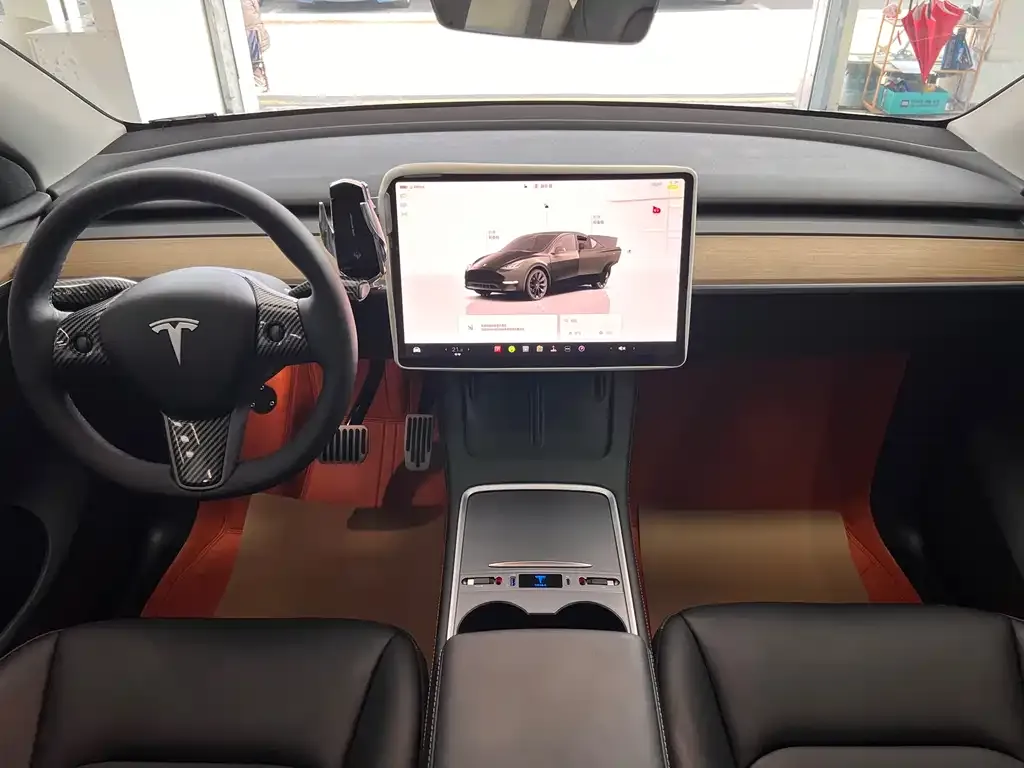 Tesla Model Y 2023 из CN, фото 5